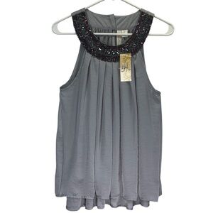 Adiva Gray Sleeveless Blouse with Embellished Collar. Size L NWT